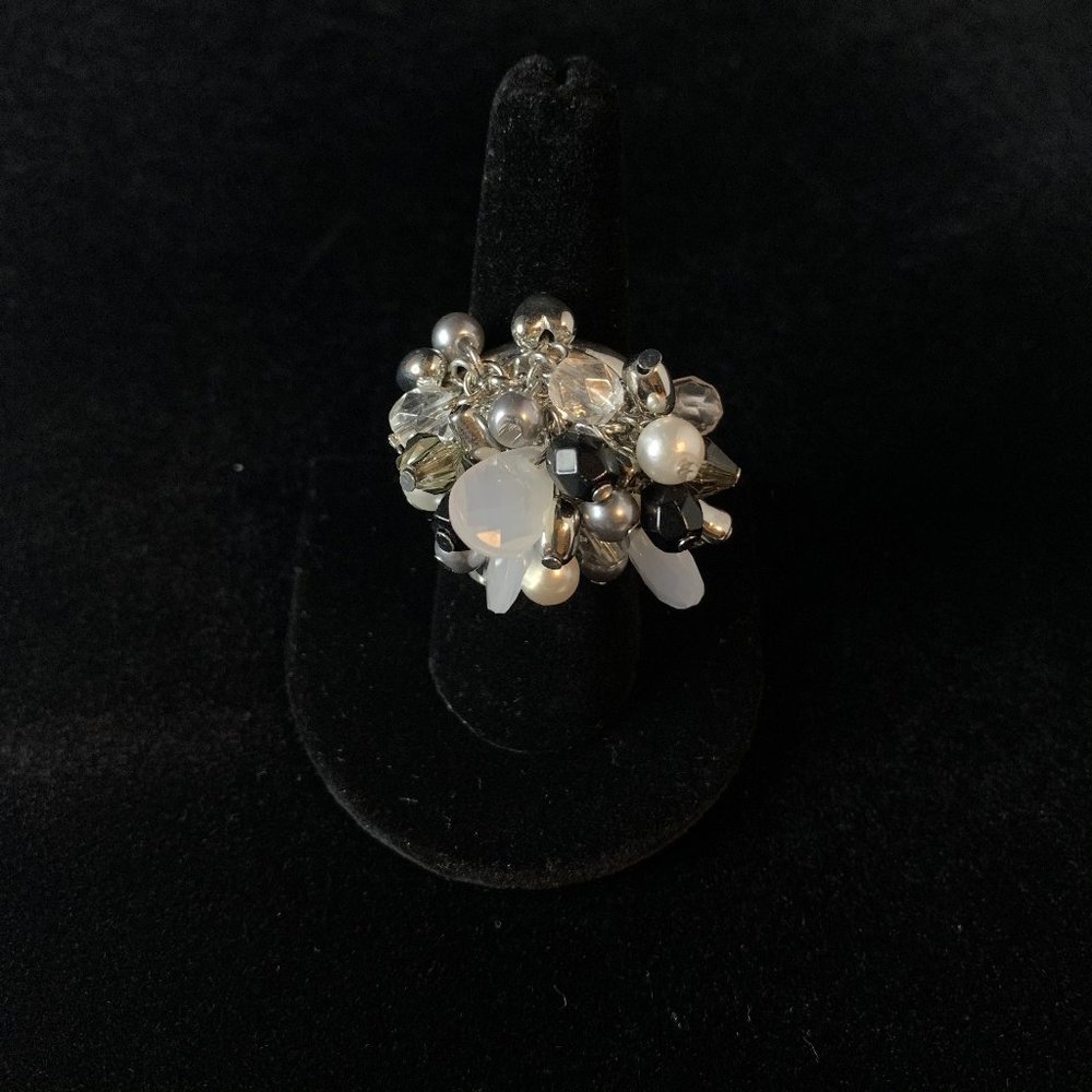 Clear,,Black, Faceted,Loose Beads, Silver Ring